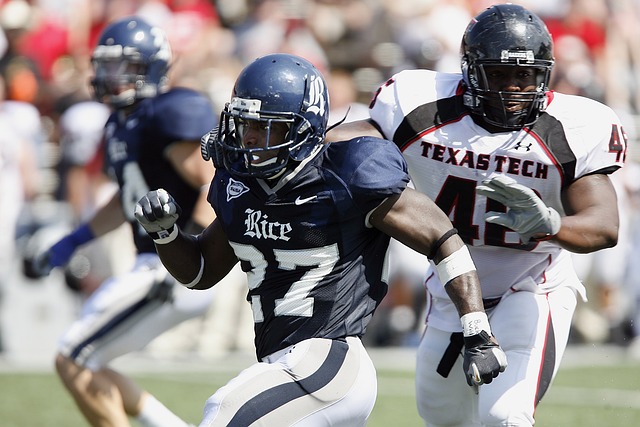 下半场隐身！鲍威尔14中6得到18分2篮板