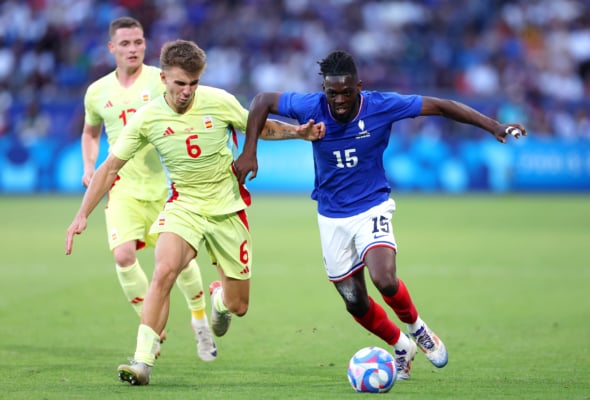 王燊超：争冠主动权还在我们手上；吕文君对球队的贡献非常大