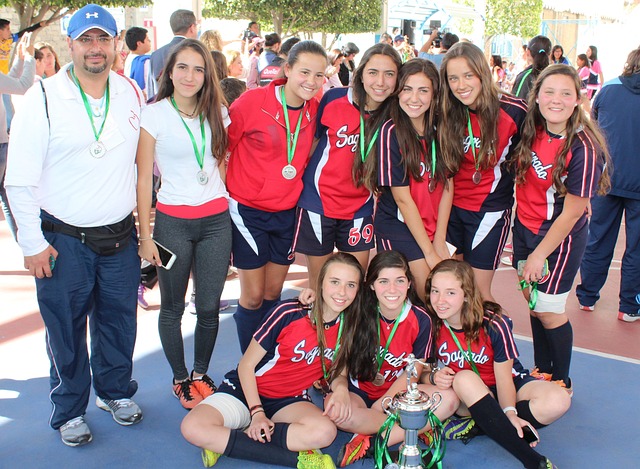 不仅向外界 不仅向外界